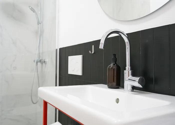 Vibrant Design - Full Kitchen - Wi-fi - 18 Mins To Centre Διαμέρισμα Βιέννη